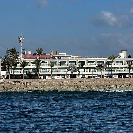 Hotel La Siesta Malecon Mazatlán Exterior foto