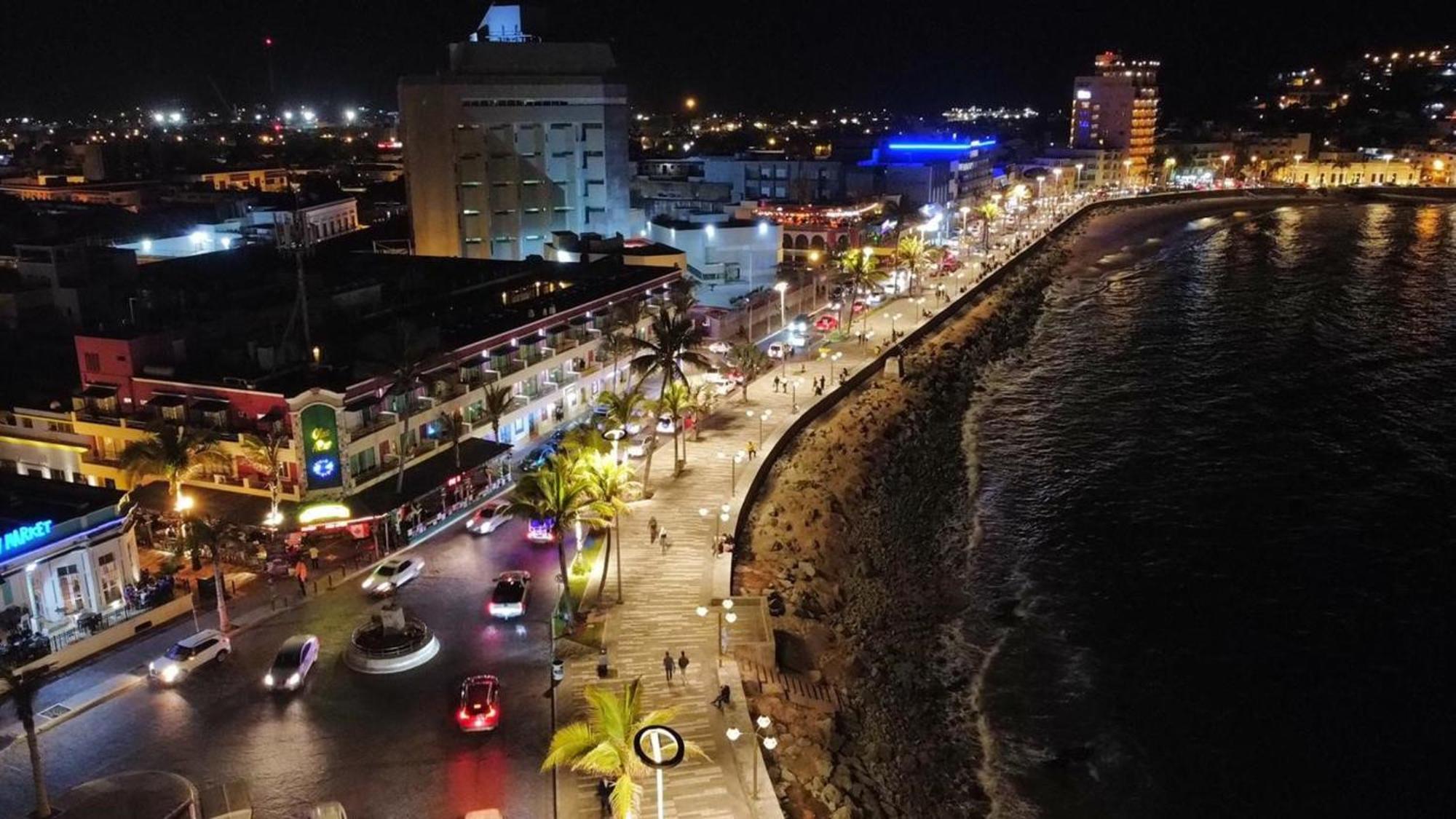 Hotel La Siesta Malecon Mazatlán Exterior foto